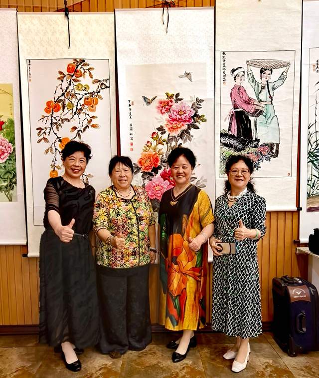 铭记历史，不忘初心——贵州省老年妇女书画艺术协会在王若飞故乡举办纪念红军长征90周年书画展活动