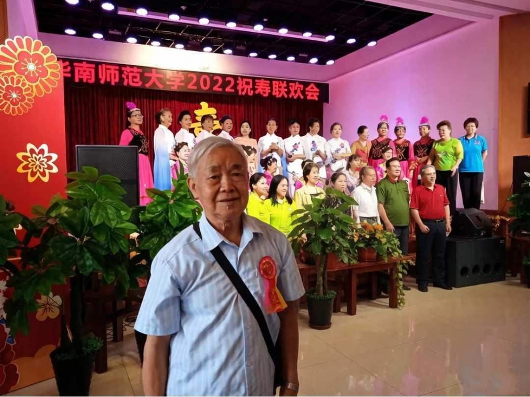 图片[3]-万春华：五华寒门少年逆袭成才 躬耕华师讲台不负初心-华闻时空