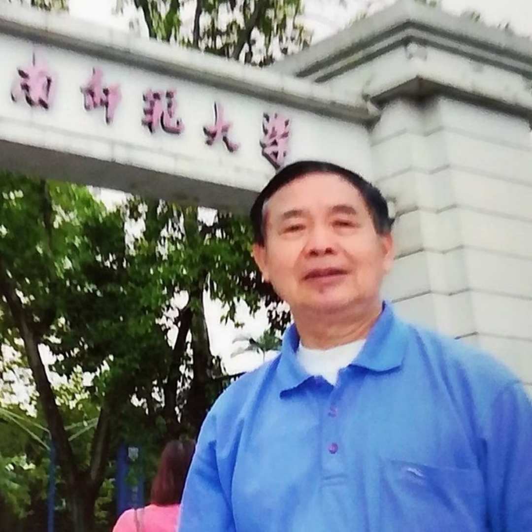 万春华：五华寒门少年逆袭成才 躬耕华师讲台不负初心-华闻时空