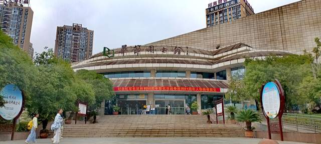 丹青留英魂 岁月永铭记——观抗战军人肖像展有感