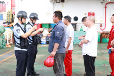图片[2]-海南三亚南山港区首艘国际船舶顺利出境-华闻时空