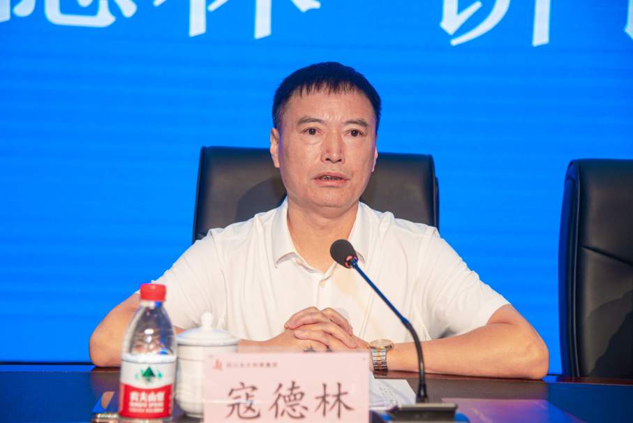 ue27180959701488.jpg