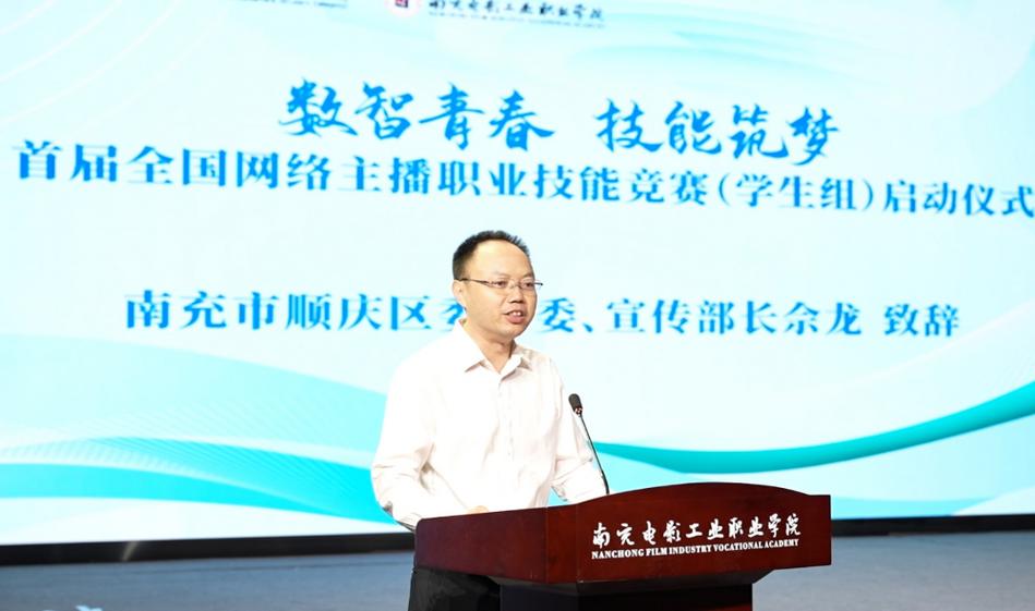 ue12180858200636.jpg