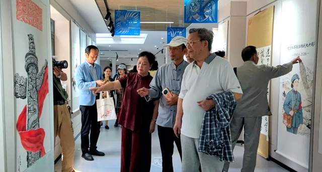 丹青妙手,画中华大地”——庆祝国庆中秋及红军长征胜利九十周年书画展