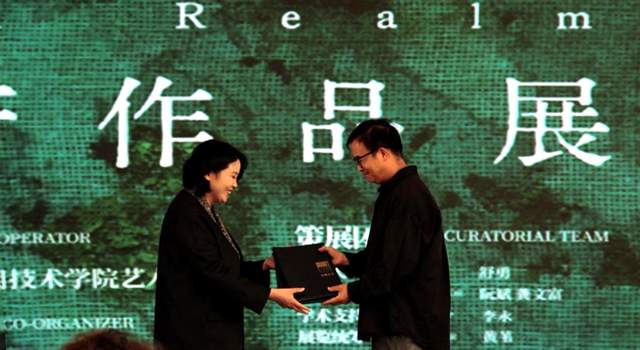 贵州美术馆全新展览，“朦之境”刘进芳作品展为艺术爱好者带来视觉盛宴