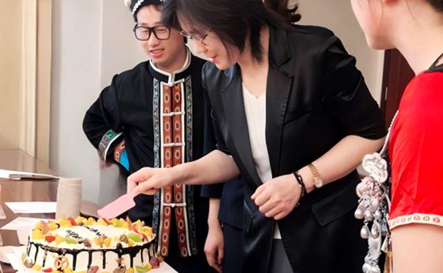 民族团结与企业发展同频共振——贵阳南天宾馆举办特色文化交流活动
