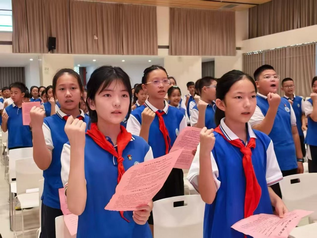 廿五载禅心育桃李 一寸暖阳润童心——记著名教育家宋馨深耕青少年心理公益教育之路 廿五载禅心育桃李 一寸暖阳润童心——记著名教育家宋馨深耕青少年心理公益教育之路