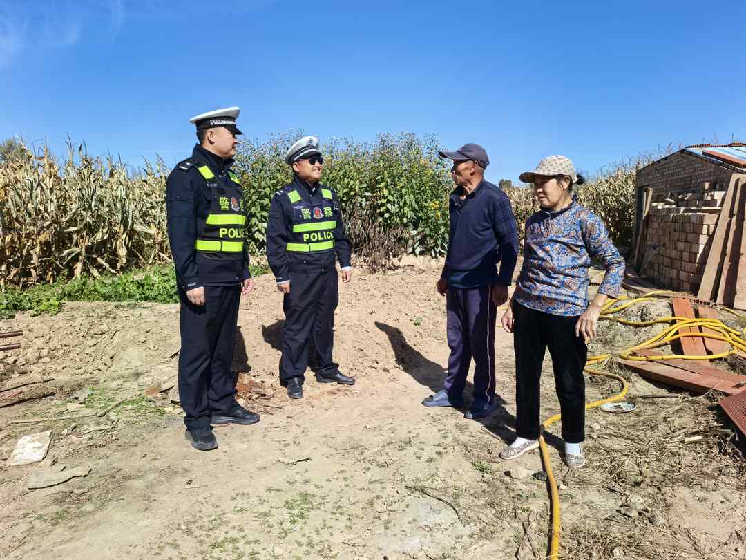 靖边：生猪遗落路边 交警细致排查物归原主