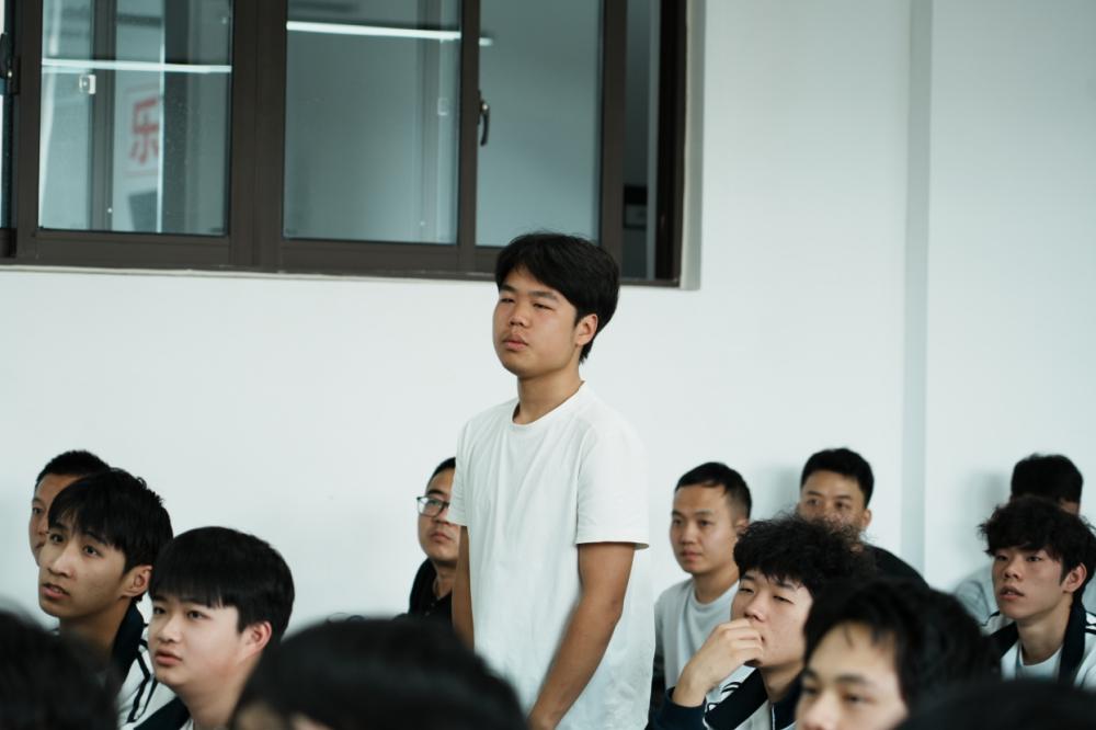ue11163549441004.png