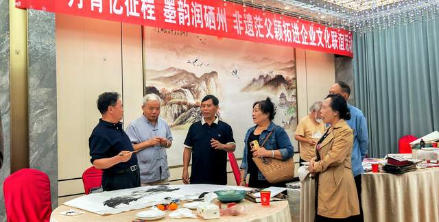 茫父书画院将持续推动茫父颖拓进校园、进企业、进社区