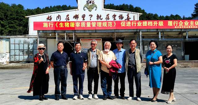茫父书画院将持续推动茫父颖拓进校园、进企业、进社区