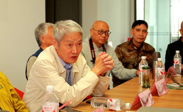 纪念中国工农红军长征胜利九十周年 《青岩长征（民间）纪念馆》启动建设暨文物捐赠仪式在贵阳举行