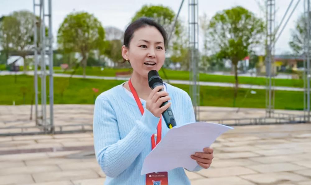 Nanchong Transportation Technical School: Praising the Prosperous Age of China and Inspiring Youth Responsibility
