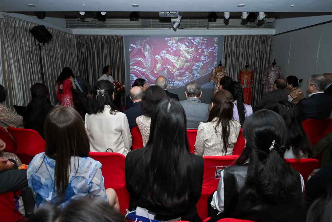 图片[5]-盛世紅妝·結髮百年——一褂一城的溫情歲月中式婚嫁非遺文化研討會-华闻时空