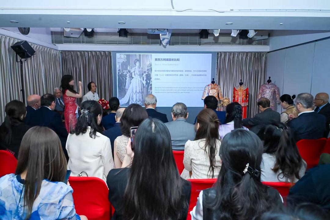 图片[11]-盛世紅妝·結髮百年——一褂一城的溫情歲月中式婚嫁非遺文化研討會-华闻时空