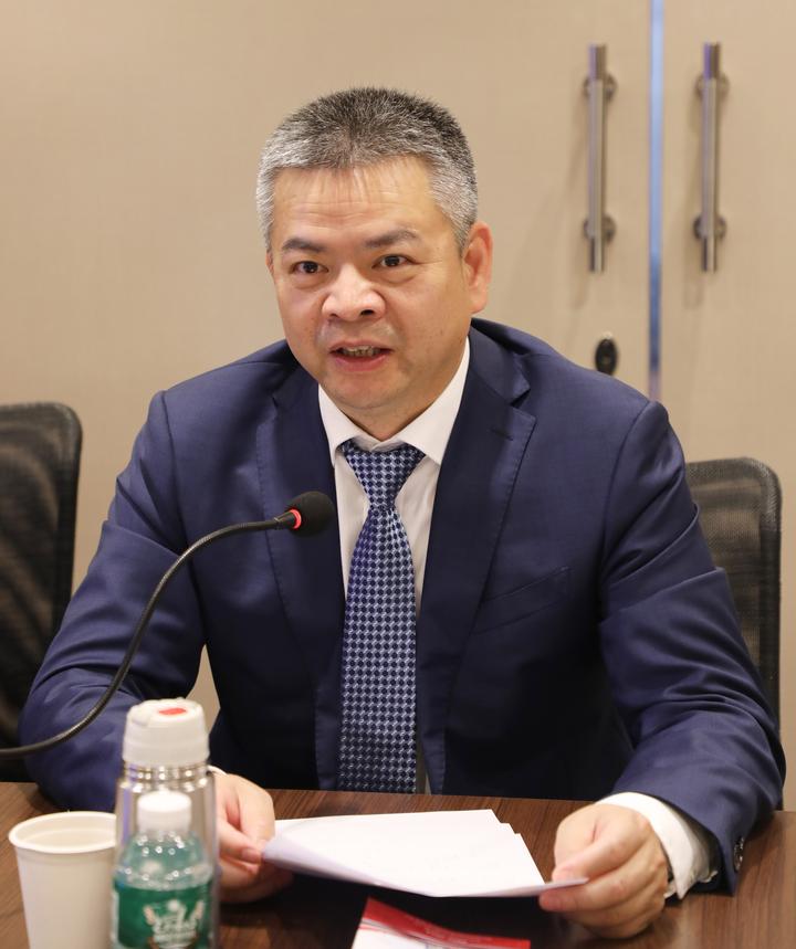 青商会李嘉淳会长热烈欢迎汕头市澄海区委书记王楚彬